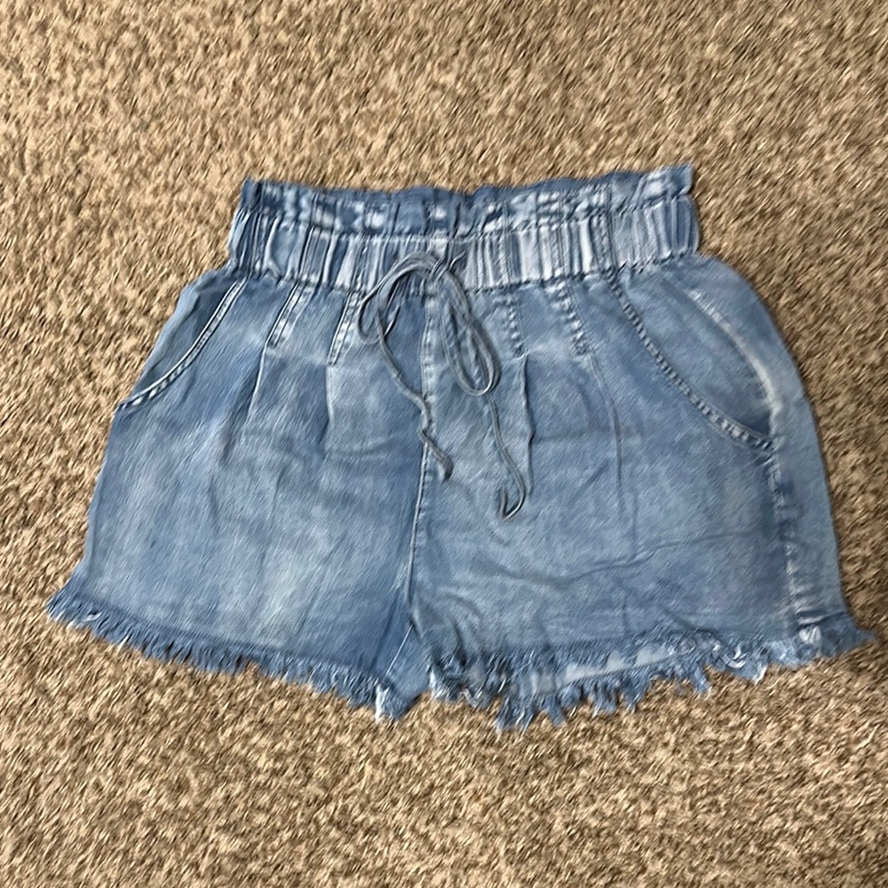 Pink Lily Blue Jean Shorts with Elastic Waistband